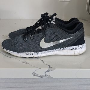 Nike| Nike Free Trainer Fit 5